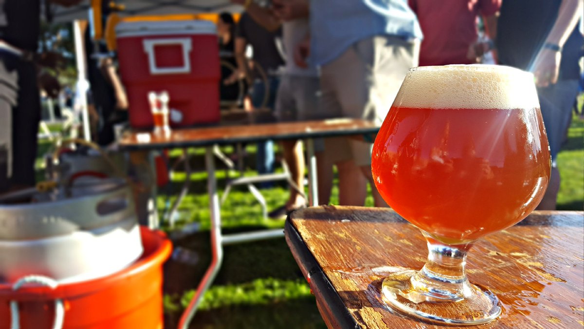 CraftedLocalSD's tweet photo. Amazing beer event today in #sandiego
San Diego Brewery? Crafted Locally SD can represent you! Contact through website.
#breweries #sandiegobeer #sandiegobreweries #business #Representative #microbreweries #beerbusiness #beercompanies #brewery https://t.co/XtfeAE5kX3