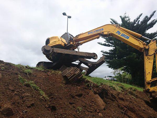 norfolk_island1's tweet image. Need work done? Dont just hire anyone, hire the Best. Ring Caine at Dial-A-Digger for all your earthworking needs. ow.ly/PcpJ30hLoBB  #NorfolkIsland #DialADigger