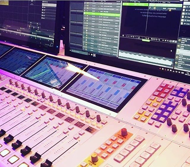 thenancyoficial's tweet photo. #dj #djlive #technomusic #music #technoislove #technoislife #techno👽 #technostyle #technotime #technoonly #production #song #nativity #nativityeffectrecords #party #technoheart https://t.co/VnCq4qNlC8