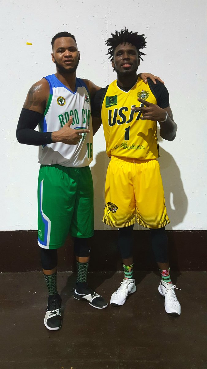 orizu_prince's tweet photo. Finally got to play against ma BLOOD💪🏼 @segamarz Was a great GAME🏀🔥👌🏼 Thank you 🤝🏽LANDMASTERS/BOGOCITY for taking good care of me thru out my stay in cebu. Y'all are awesome. Am just too blessed.. #landmasters #bogocity #usjr #SinulogCup2018 🏆 #Blessed🙏 https://t.co/MmILIbWmjJ