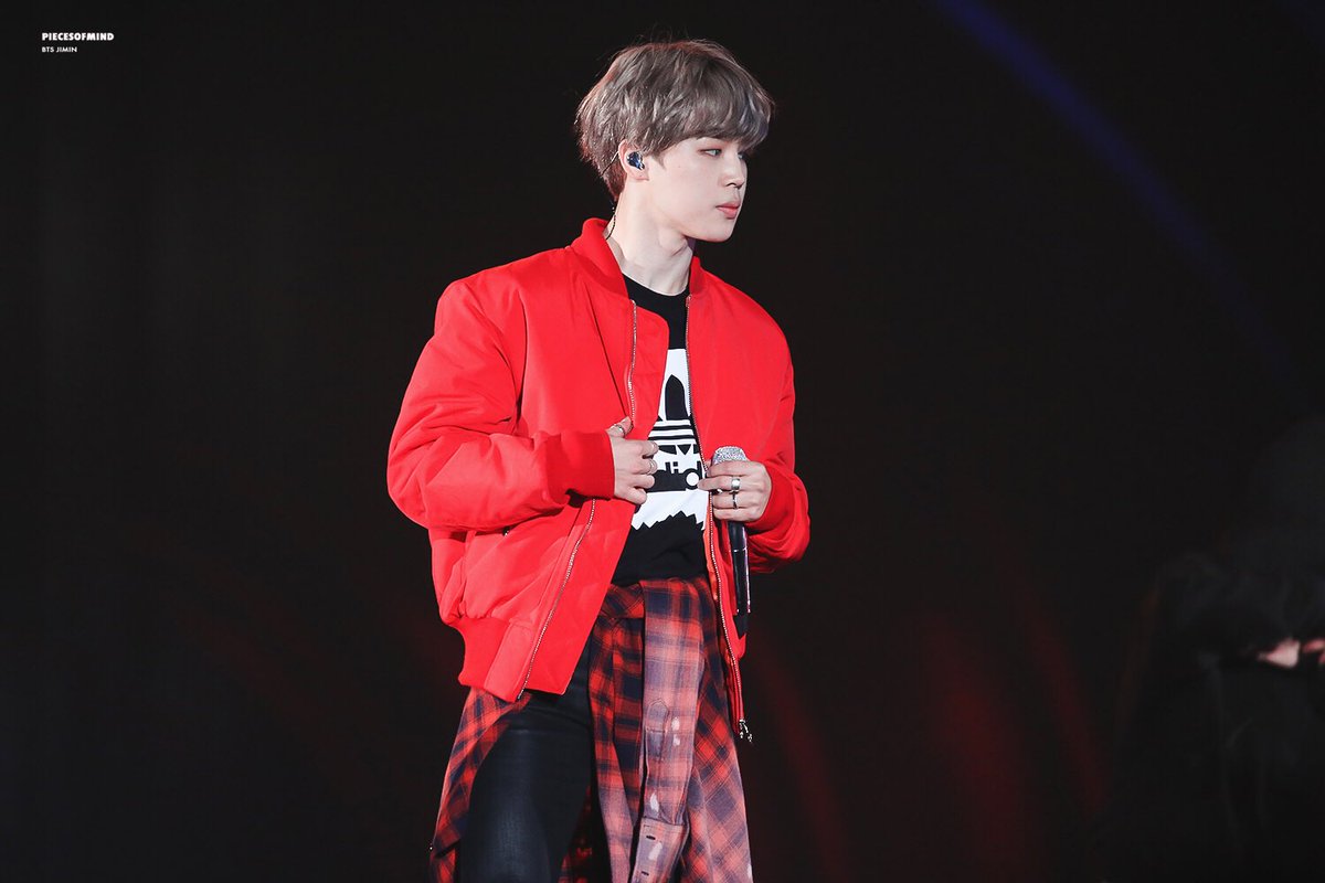 piecesofmind_jm's tweet photo. #JIMIN #지민 @BTS_twt 180114 https://t.co/XoTWOMwJq9