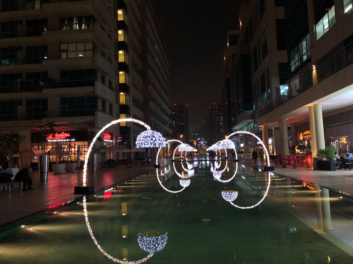 BaySquareDubai's tweet photo. Follow the spark! #BaySquare #DiscoverBaySquare https://t.co/FYZp3RWZKZ