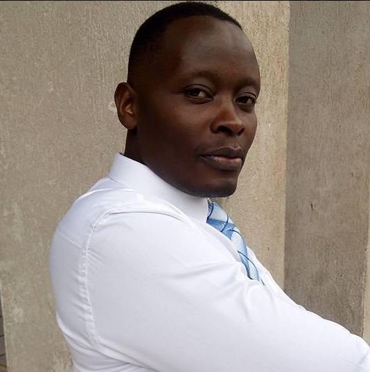 kameme101's tweet photo. #Zilizz Kitu na njamba ya ruriri @MOSESKANYIRA Ongeza Volume Nanii... Rwaku rwa tene ni ruriku?? SMS 20014 https://t.co/x6LJN9gqum