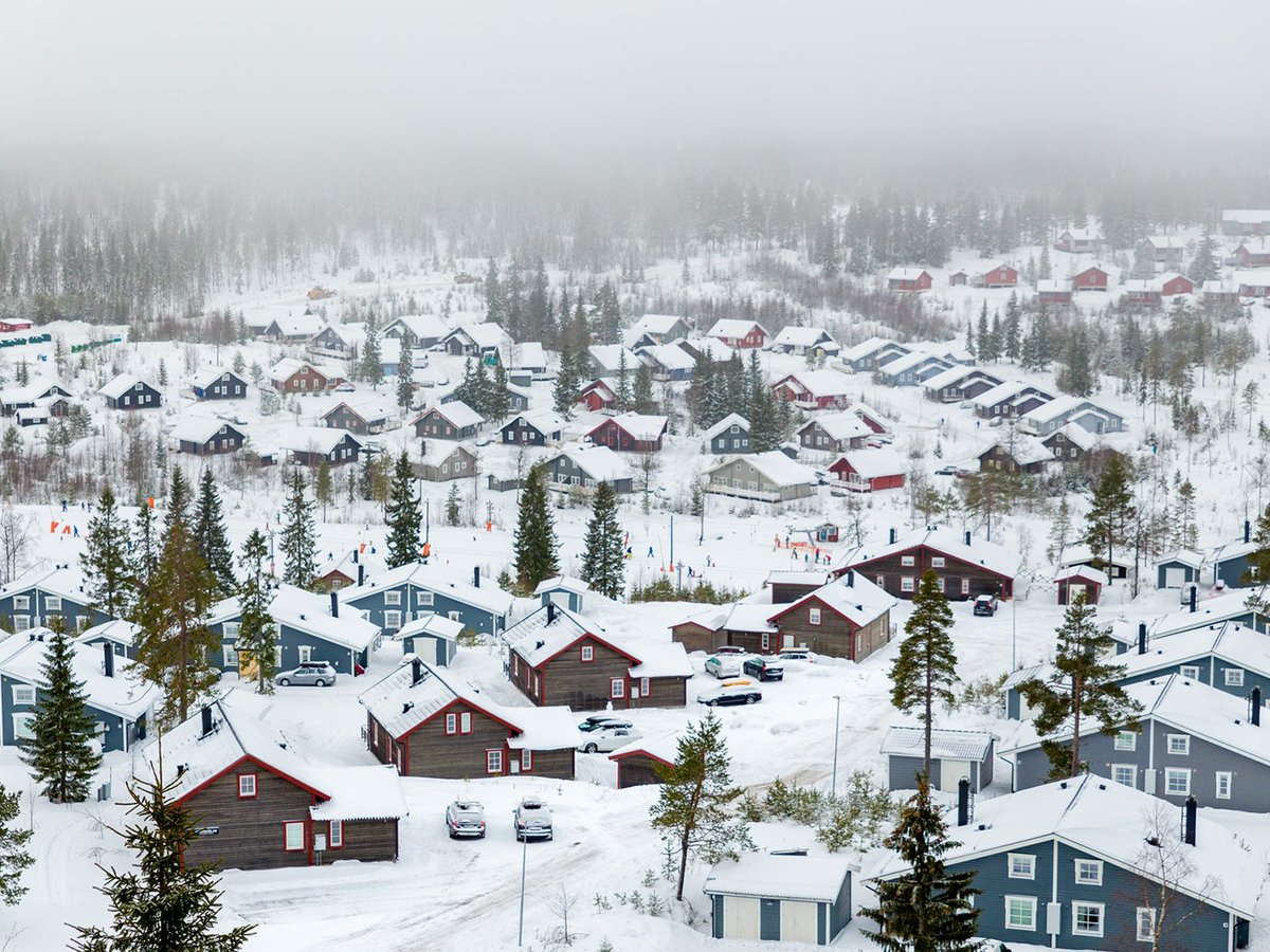 JJRCTECH's tweet photo. Step outside to capture the immense beauty of snowy landscape. It’s worth it if you bring a #drone. #JJRC #TechnologyForFun https://t.co/2nPHgQZJ7Y