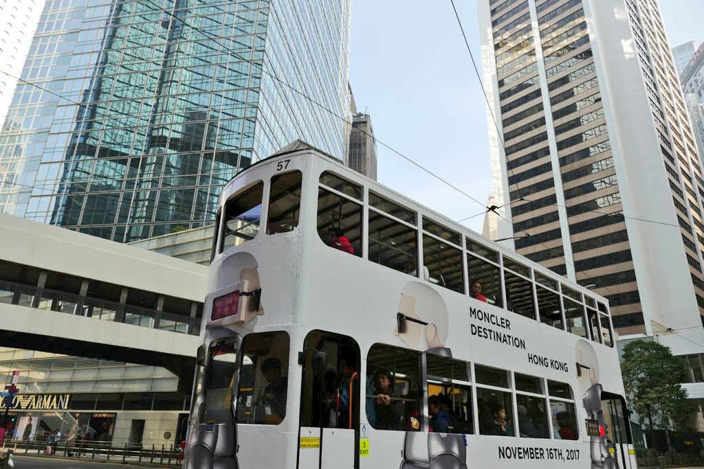 FkrutceCom's tweet photo. Hong Kong trans/trams♦️

, my pix from #reeview
2018 https://t.co/biQwRlYgDv