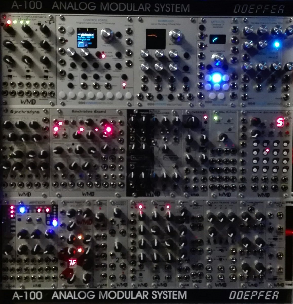 It´s Sunday. So Lord, forgive me for my Synths.
#doepfer #synth #synthesizer #modularsynth  #analogsynth #analogsynthesizer  #synthporn #techno #justmusic