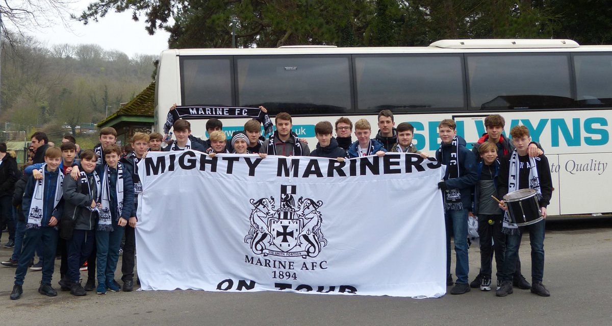 SusanNugent2's tweet image. The travelling faithful on the official @MarineAFC players coach &amp;amp; our fabulous teen fans who made the 600 mile plus journey on the @msacommittee coach with their homemade flag &amp;amp; the flag so generously donated by @pmccormack50 @marineultras @NonLeagueCrowd #doverinaday #classfans