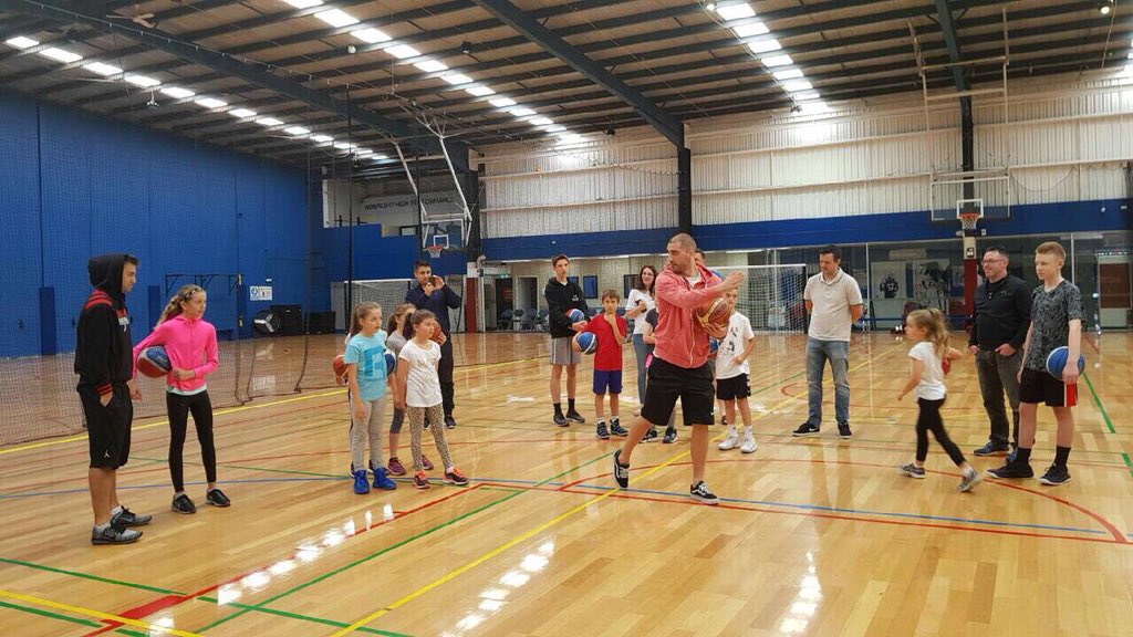 MrBullutproof's tweet photo. This where baby steps of my priority goals for next year , and that goal is developing international Bulut Hoops 3x3 Pro Camp .
Have a blast in Melbourne, and hope to see you soon.
Next stop Surabaya Indonesia 23-25 January .
#3x3planet #buluthoops https://t.co/mC2hl19xY8