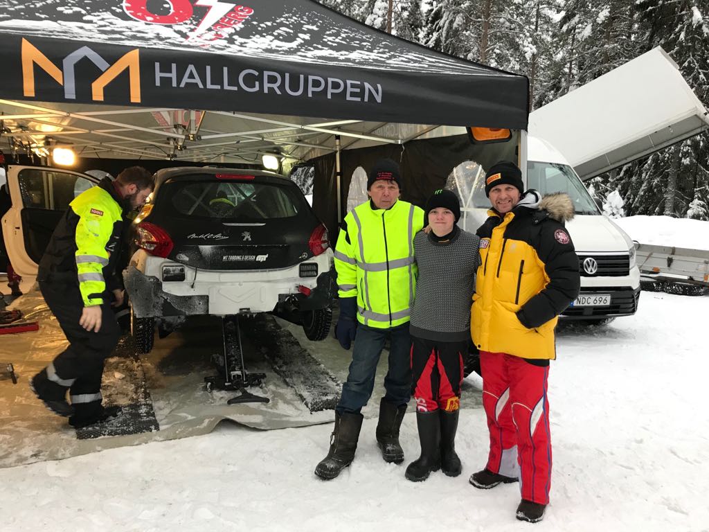 Good few days testing in real winter rally conditions for Oliver and Veronica ❄️ great to have Kenneth Eriksson here with his experience too!