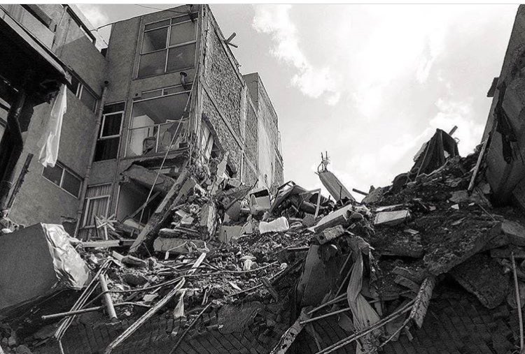 ReplicaLP's tweet image. Todo comienza como un sueño, hoy ayúdanos para que muchas persona sin hogar, empiecen una vida nueva. #replicalapelicula #S19 #FuerzaMexico #Sismo19S #undiamas