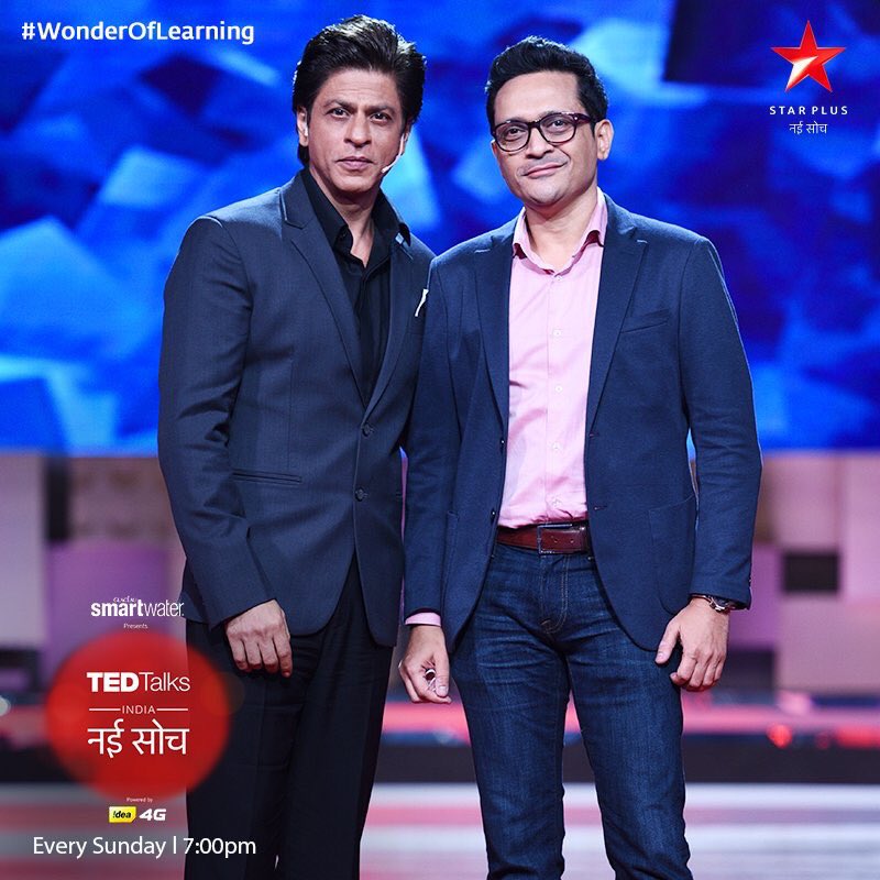 SRKUniverse's tweet image. Just half an hour to go. Don&apos;t miss today&apos;s episode of TED Talks India Nayi Soch on #WonderOfLearning  7pm onwards on @StarPlus
