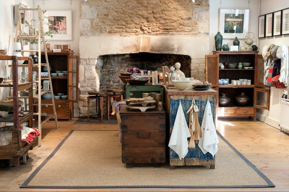 BlackSwanArts tweet picture