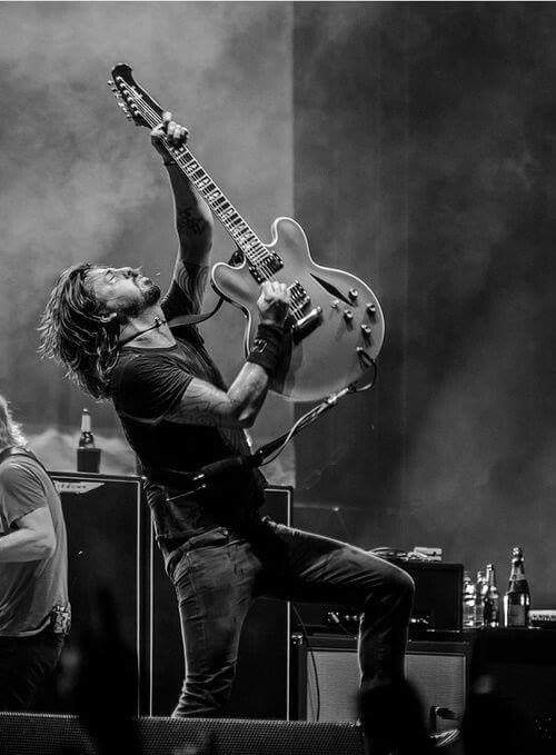 Happy birthday Dave Grohl!!!   