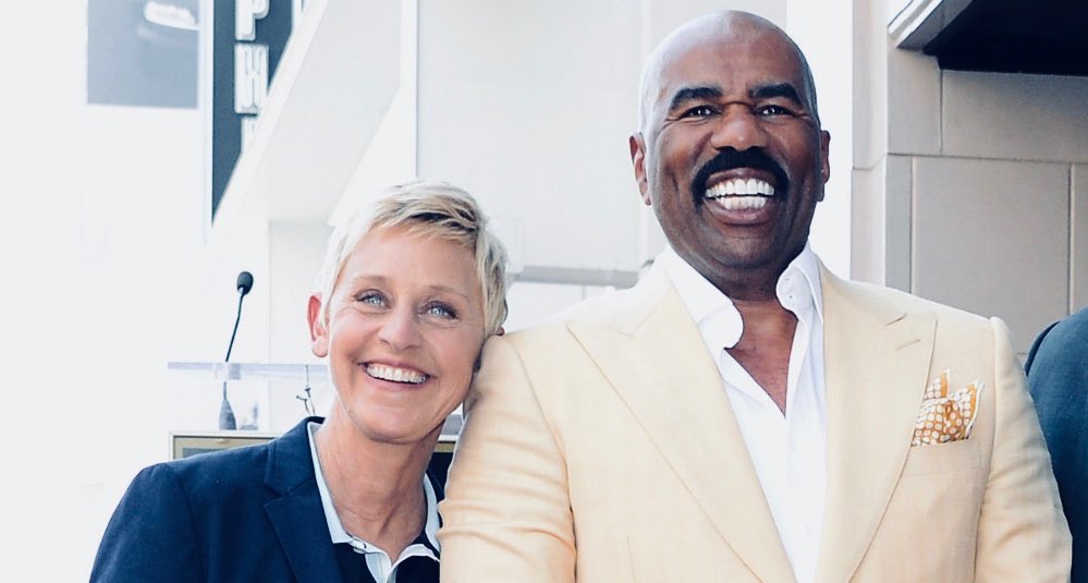 wrong_celebs's tweet photo. Eminem and Tupac are two of the greatest rappers of all time. (1994) https://t.co/CwyjMGkgk1