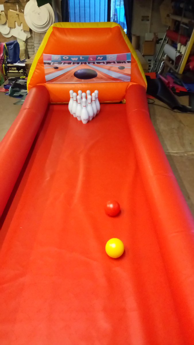 MBA_inflatables's tweet photo. Skittle run game 22ft long comes with skittles great fun for partys. £270 delivered does not come with blower , 14 day turn around 07956143771 or 01473 314003 . Thankyou. https://t.co/XZzTLaagRP