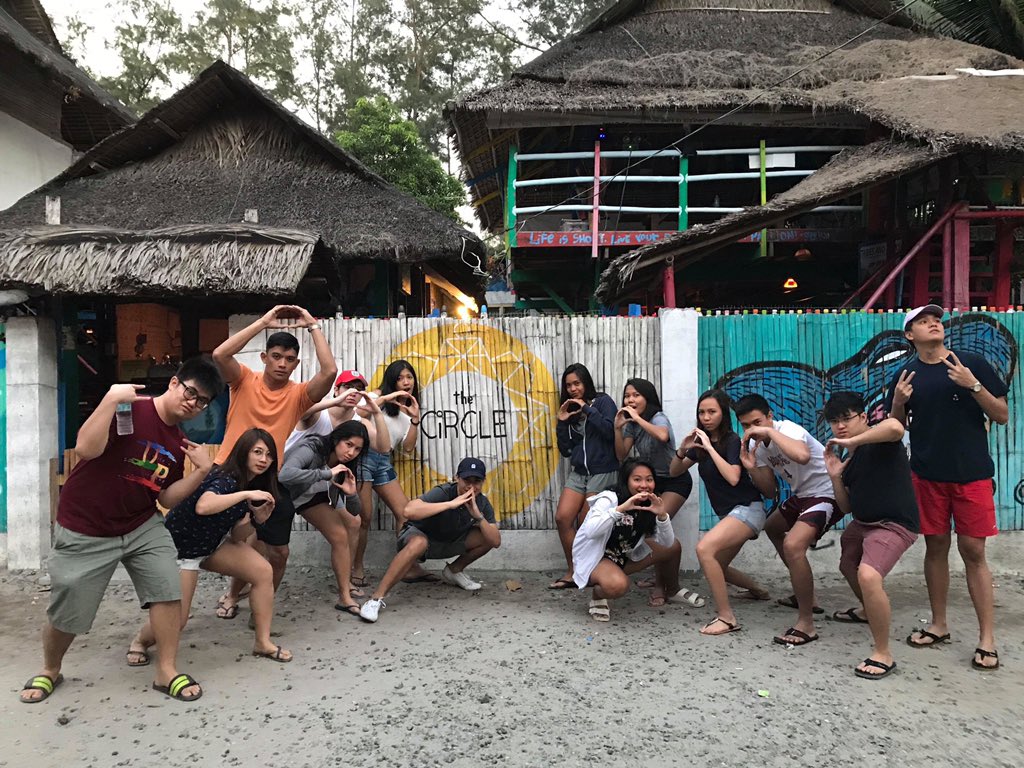 Idgesheeran's tweet photo. solid way to start off 2018!! #ZamBAELESS #FourMules #TimeIsGold #KendrickLahar #Liwalize #DuaLiwa https://t.co/Uk5wHn54Uf