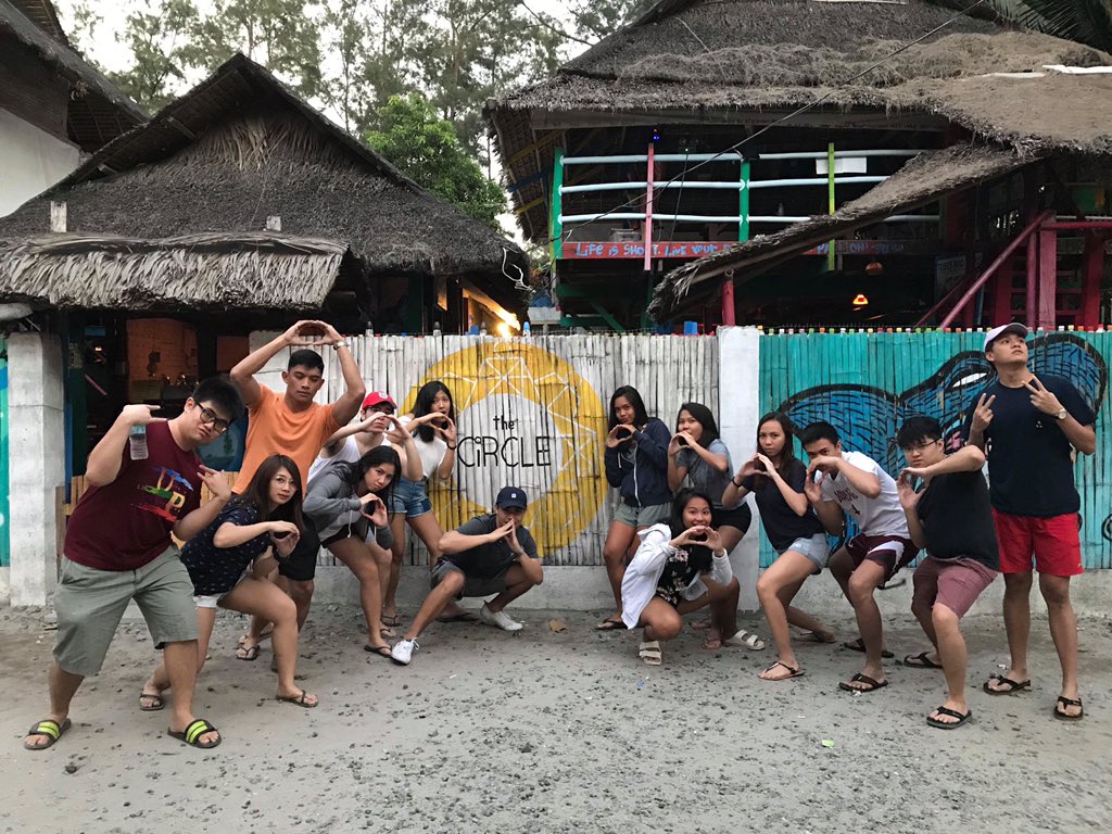 Idgesheeran's tweet photo. solid way to start off 2018!! #ZamBAELESS #FourMules #TimeIsGold #KendrickLahar #Liwalize #DuaLiwa https://t.co/Uk5wHn54Uf
