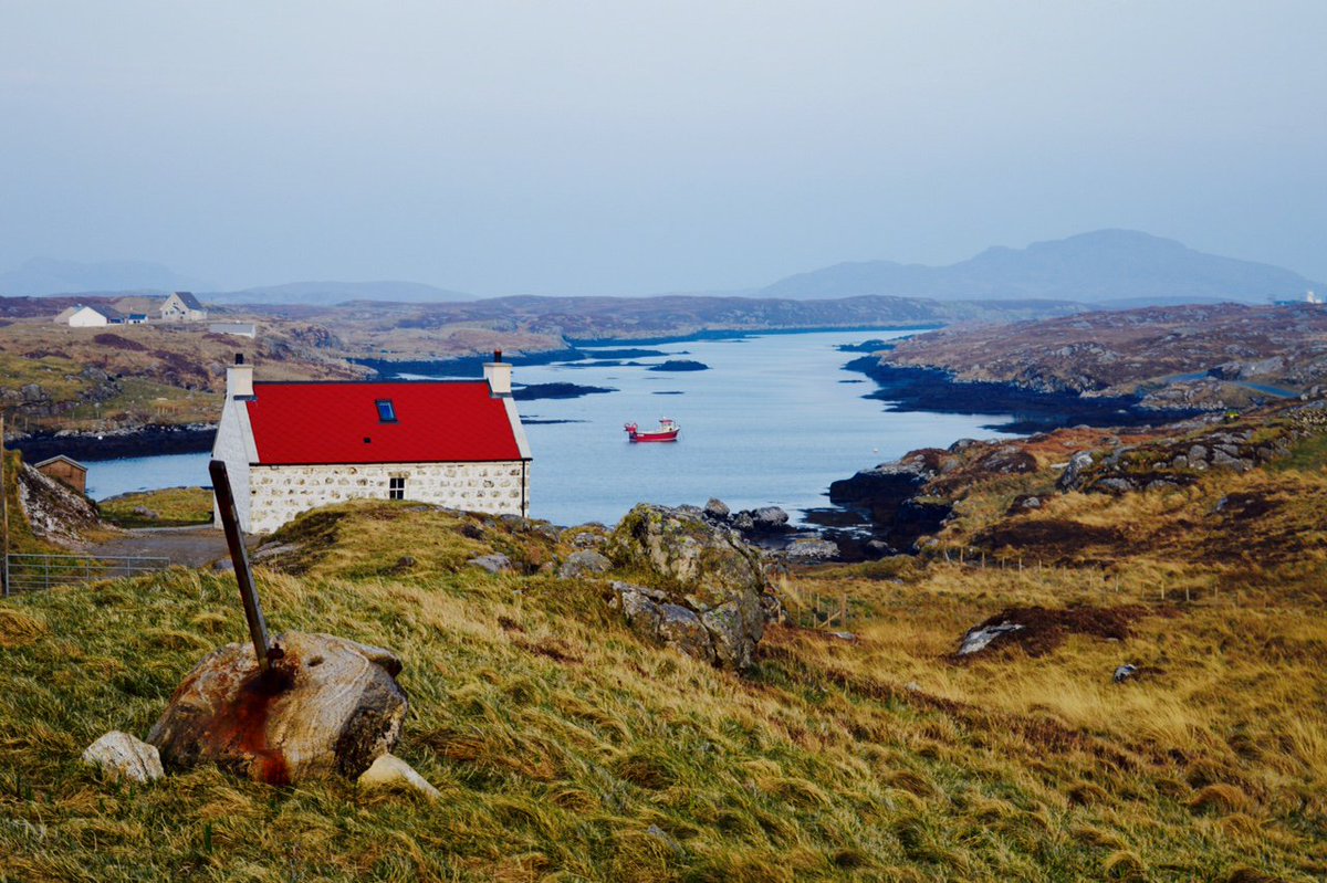 Barra. Pics by Stuart Mackinnon.
If you have pics of Uist or Barra you want to share, send them to pics@southuist.com and we will post on FB and twitter.
