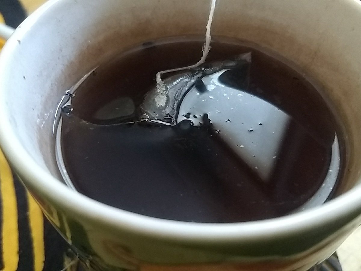 katitarian's tweet image. #teafail: tea bag opened. #365teas