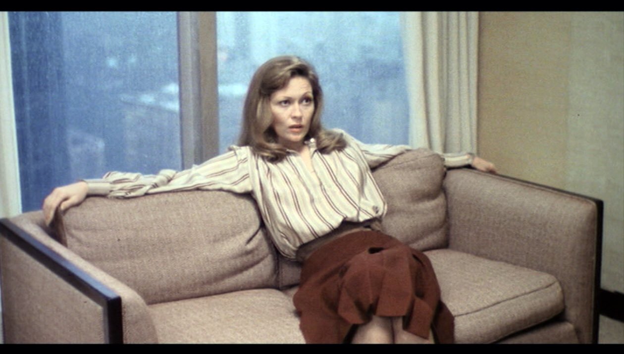 Happy birthday to the one and only Faye Dunaway. 