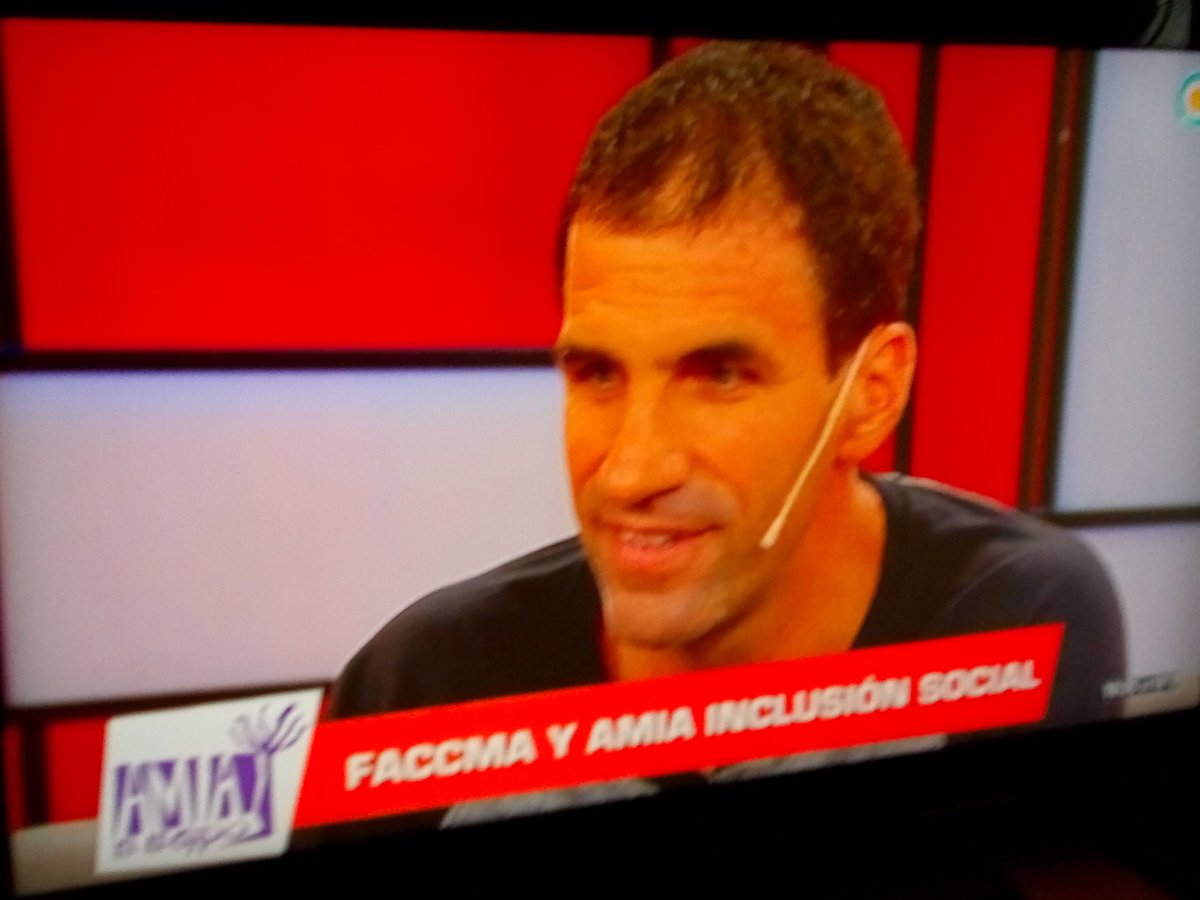 JorgeAMaidana's tweet photo. Viendo #AmiaElLegado por la @TV_Publica. Aprendemos un montón! Hoy la visita del triatleta no vidente #MartínKremenchuzky @Sintonizados__ @Michu12junok @argentinail #MegaConectados https://t.co/oqjSD4rCO4