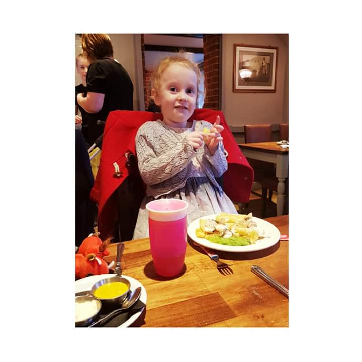 <a href="/WoodfordesBeer/">Woodforde's Brewery</a> <a href="/charlieboychef/">Hodson & Co</a>  fantastic Sunday lunch today. Super food and great service 🌟 🌟 🌟 🌟 🌟 look forward to our next visit. #foodies #sundaylunch #weekendoff