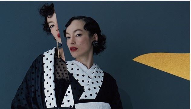 Twitter 上的 Premium Japan 日本の美意識を発信 着物 洋服 大人の遊びゴコロたっぷりの着物ブランド Kiiro が期間限定オープンhttps T Co Nip1fsuhbx 創業８５年老舗呉服専門店の三松が新しい解釈で着物を提案 プレミアム Kiiro 和服 着物 三松 久本