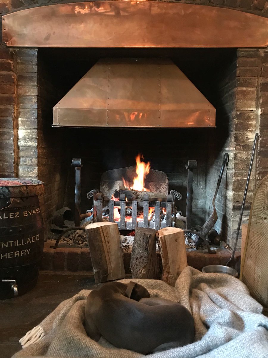 Our regulars know how to do Sunday properly. 

Here's Goose showing how it's done.