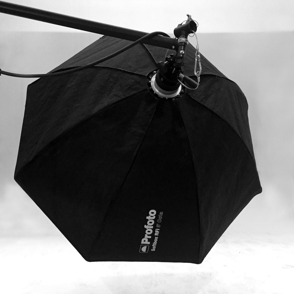 angelinidesign's tweet image. #preshooting #fashion #advertising #试镜 #时装广告 #angelinidesign #shanghai