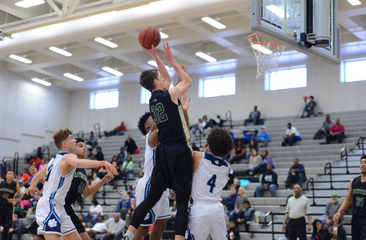 HighSchoolOT's tweet photo. There were some big performances at the #HSOTShowcase on Saturday. @NickStevensHSOT breaks down the top performers: https://t.co/OdyXeSLKoT #HSOT https://t.co/NipCPXnoGt