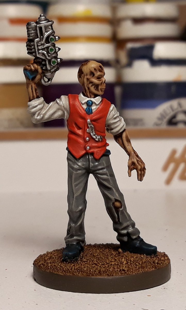 #HobbyStreakDay61 Finished another miniature from #FalloutBoardGame by @FFGames .

Two more left.