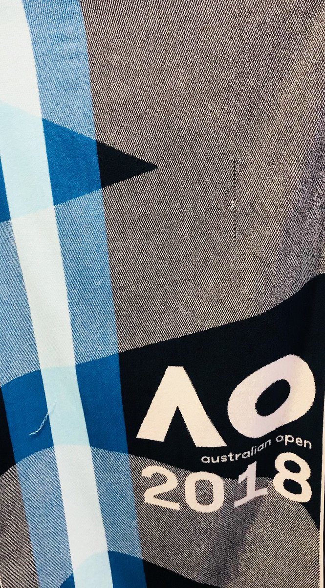 The #AusOpen has not started yet and we have the Official Tournament towel !. Do you want it ?. 👉🏻Follow our twitter account and make retweet.