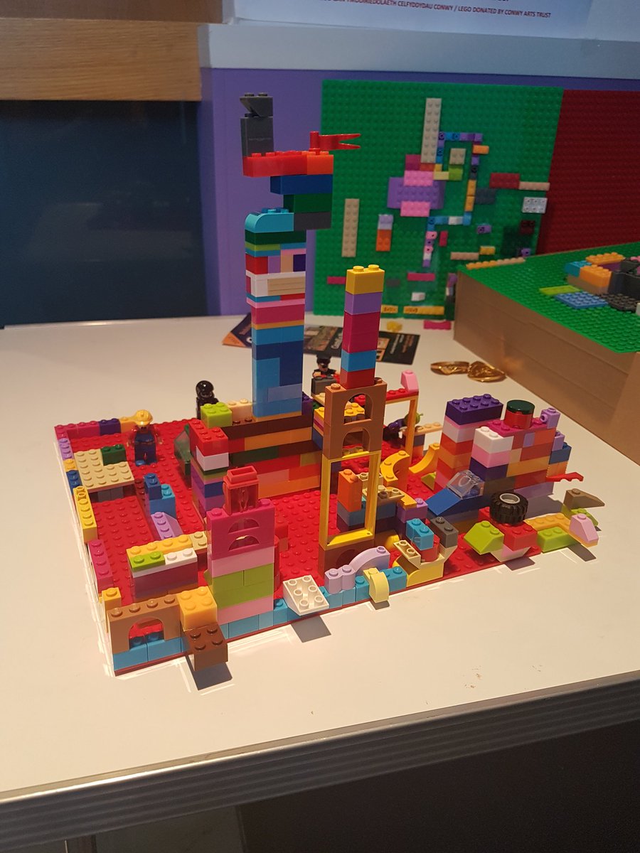 kookyemj's tweet photo. #legocafe went down a treat! Whooo! https://t.co/niZW1brwVP