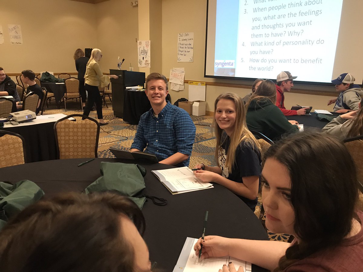 CardingtonFFA's tweet photo. Cardington FFA members had a wonderful time learning to be agents of change at the 212/360 conference this weekend!! @OhioFFA #360influence https://t.co/PUJoCPdvP5
