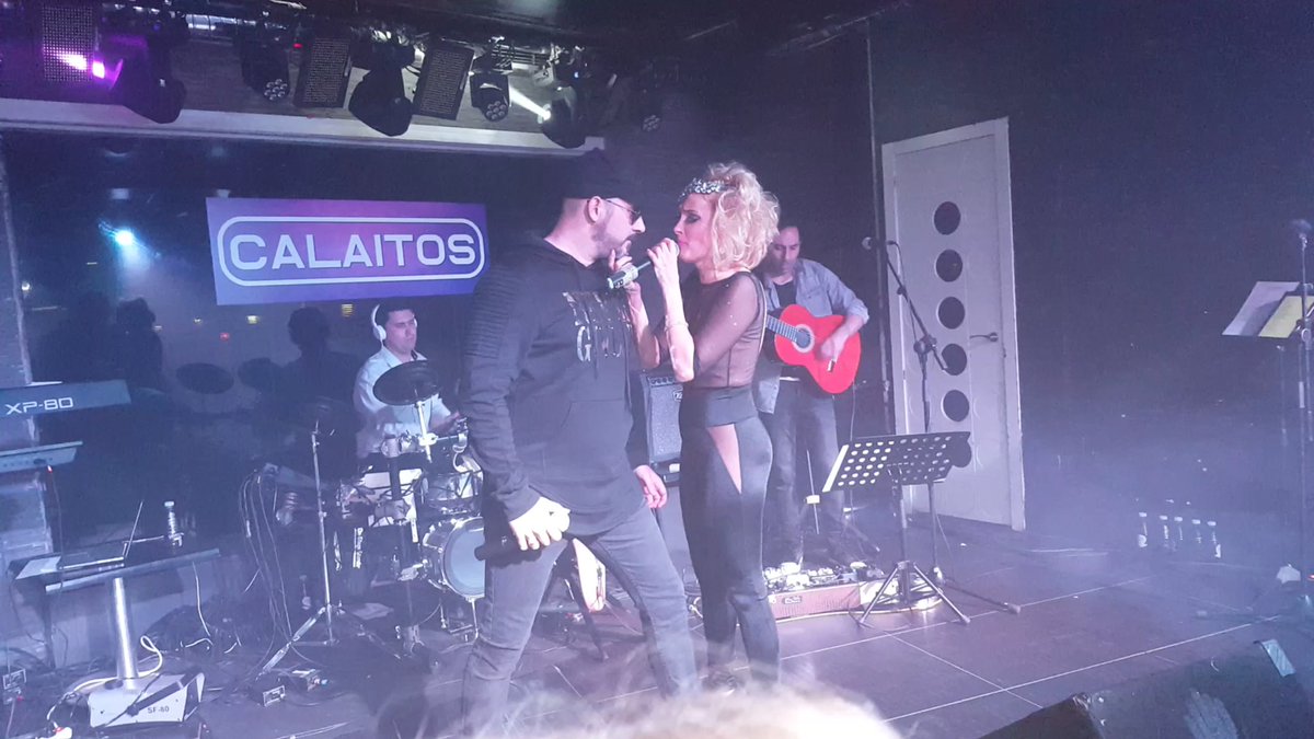 josegaglez's tweet photo. Impresionante, maravillosa y emotiva presentación de @calaitos2017 ayer con su nuevo disco "De Vuelta" en la sala Silikona de Madrid!
Fué una noche mágica para todos nosotros, donde nos abristeis vuestro corazón y disfrutámos de un concierto que os vamos a agradecer SIEMPRE ❤ https://t.co/Bgt2MVdEAc