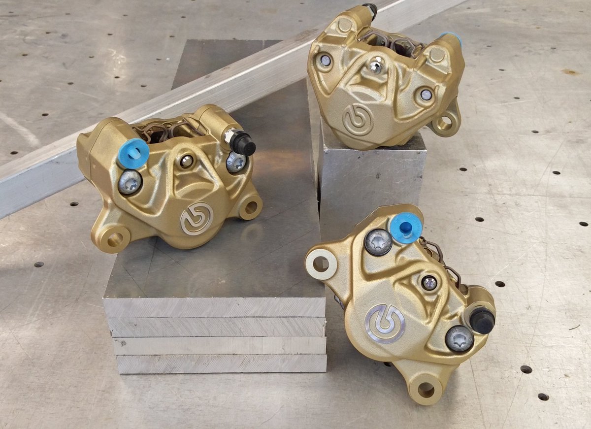 MeanGreenRacing's tweet photo. We want to thank @BremboBrakes for supplying us with our brake calipers and pads for MGR2018! Thank you for your continued support for our team at UNT.
#becauseracecar #untdiscoverypark #unt #untsga #untcollegeofengineering https://t.co/wjVABY1qDk