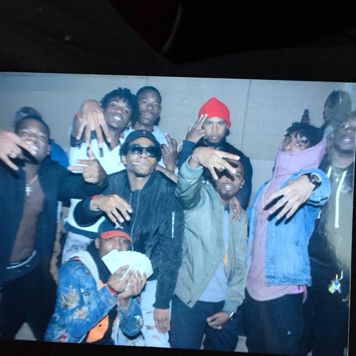 Devontae_Cox's tweet photo. Gang Sh❗️t 🖕🏿🔥💊💉 https://t.co/CIU4LHlUGk