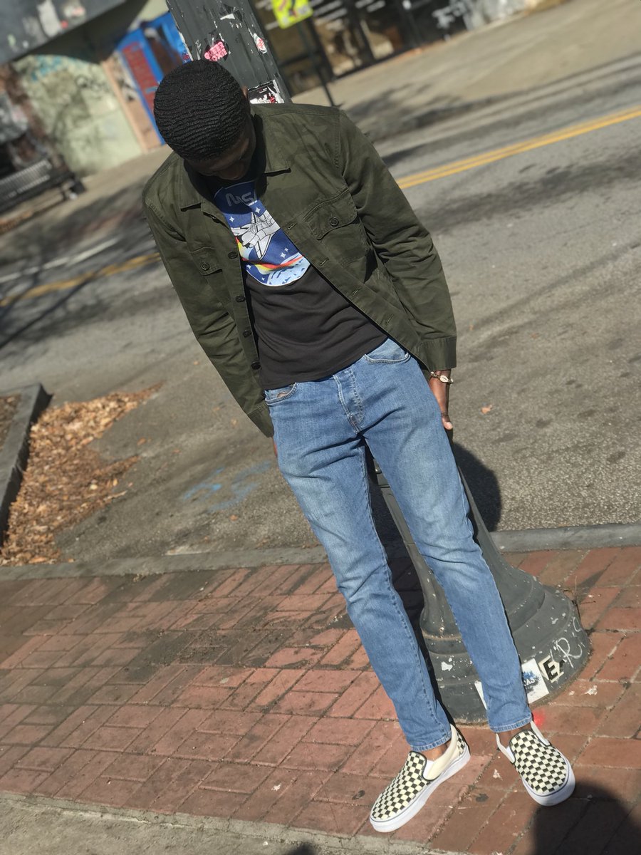 ZionAnsah's tweet photo. Who wants a photoshoot💯💯💯 https://t.co/5iYE5fnUEu