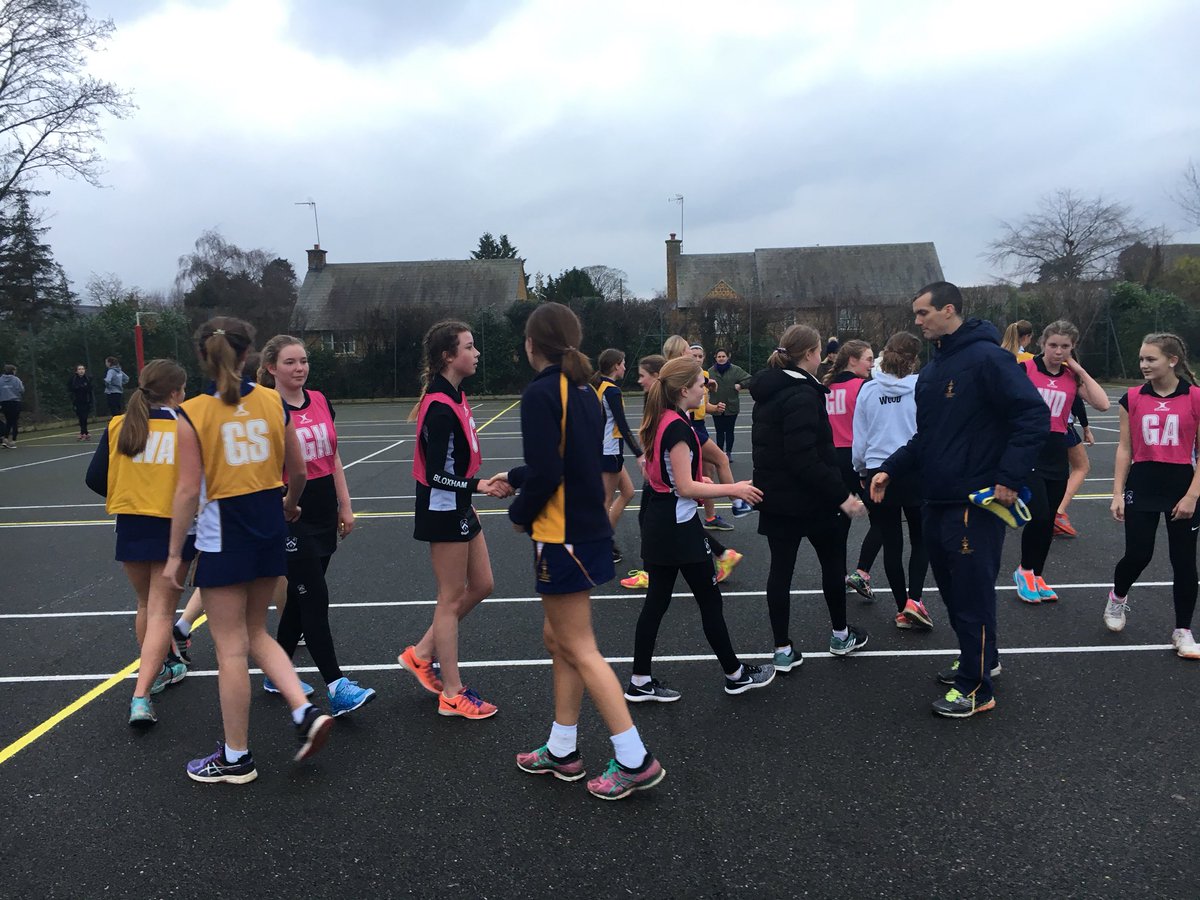 Bloxhamsport's tweet photo. A competitive 1st fixture for the U15A team against Teddies #goodteamvibes https://t.co/Ii8zoVx6Dz
