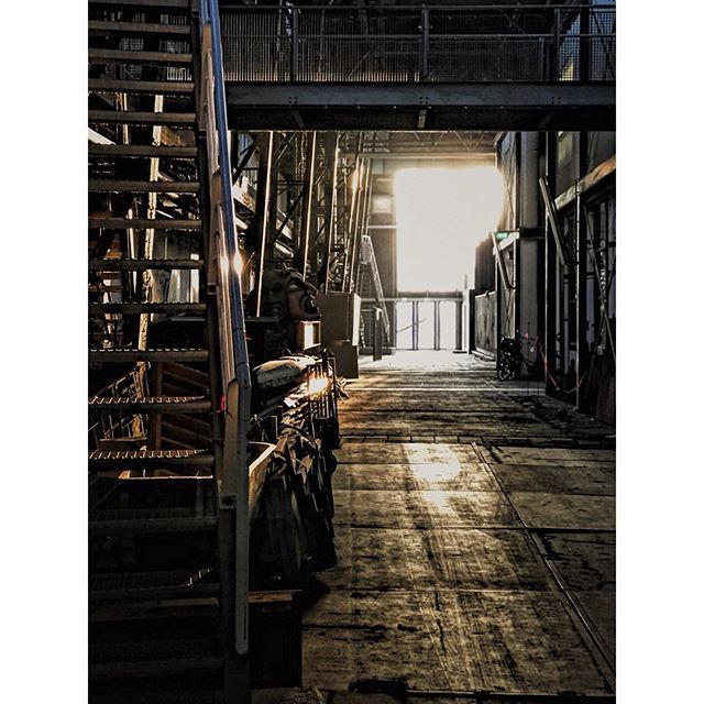 AdrienServadio's tweet photo. #urbex #urbexfrance #urbexphotography #urbexart #light #ndsm #amsterdam #pllek https://t.co/YXRKXuGVVW