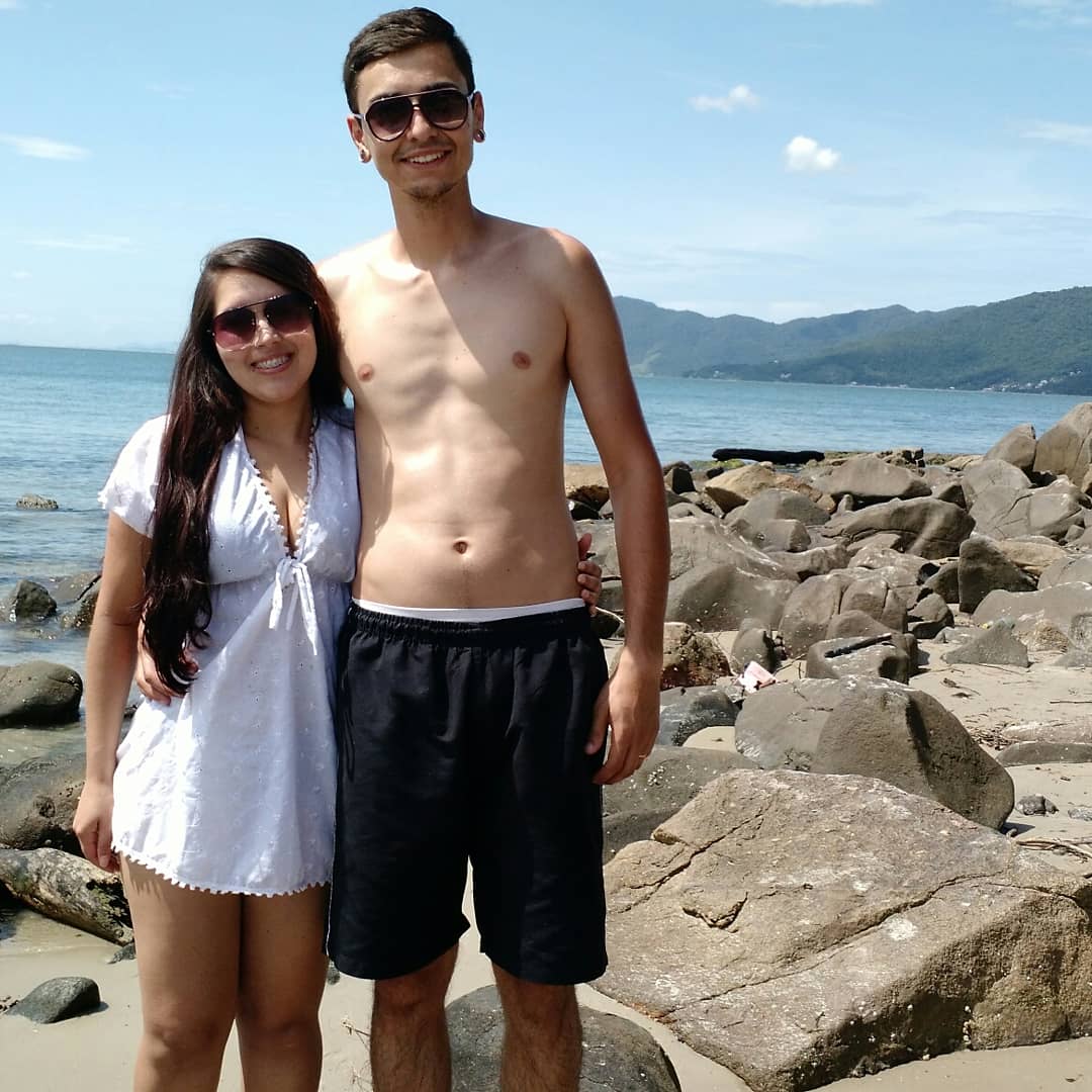 JessiRi21's tweet photo. #praia https://t.co/1o5cCkwxNy