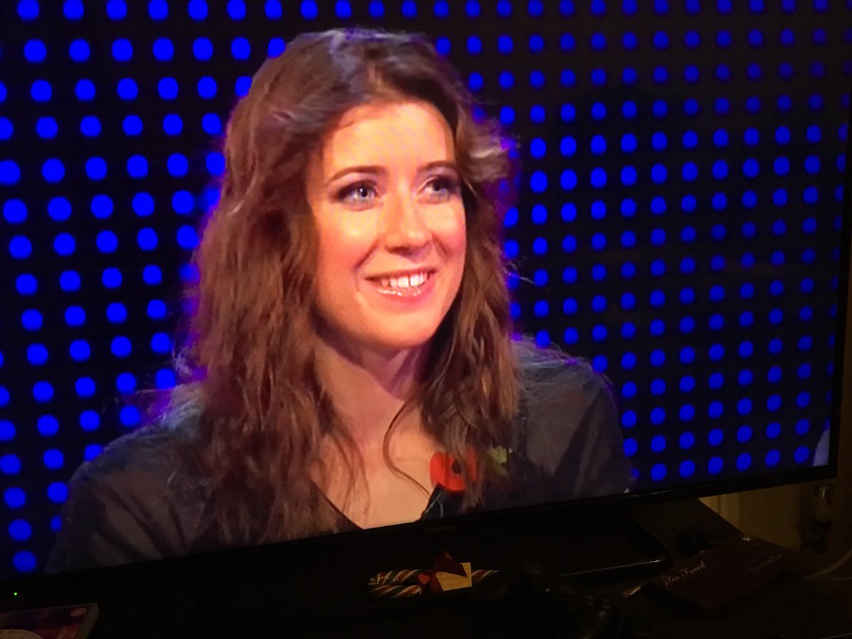 Dan_Dash_Powell's tweet photo. When your in your own world and think... i know that voice... and glance up at the tele and your mrs is looking at you...
#CelebrityTheChase #itv https://t.co/Pi9MYdskMk