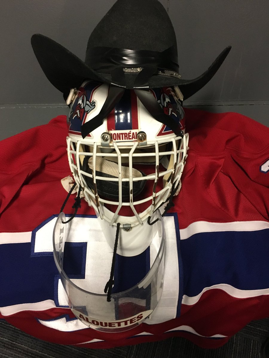 RickMoffat's tweet photo. Merci @CanadiensMTL for the chance to play au Centre Bell. @CP0031 any time you want to trade masks I'll consider. #provigohabsgo https://t.co/krmJBaHgPs