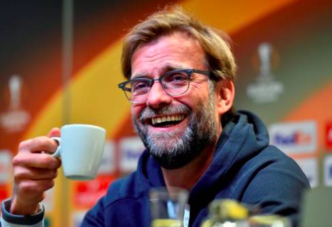 Sporf's tweet photo. 🔵 Manchester City’s updated @PremierLeague form:

➡️ WWDDWWWWWDWWWWWWWWWWWWWWWWWWDWL

🔴 L is for Liverpool. 😎🔥 https://t.co/MM5aLjc9F9