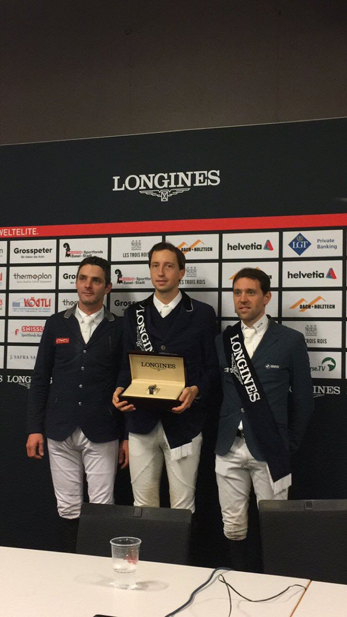 studforlife_fr's tweet photo. #CSIBasel | Victoire écrasante de Martin Fuchs et Clooney à domicile dans le premier GP de l’année ! 🇨🇭🏆 @SimonDelestre est troisième 🇫🇷😍 https://t.co/vCTSjx7FKj