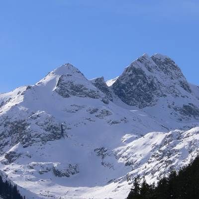 AdvAlt's tweet photo. Did you know that Bulgaria is home to some of Europe's most magical mountains? See it for yourself on our 8 day 'Winter Tour of the Rila Mountains' - last Feb/March spots available:
https://t.co/ZeTmuE6dUK https://t.co/bacQZvZTmJ