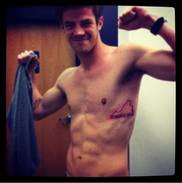 Aimz2512's tweet photo. Make way to the fastest man alive HAPPY BIRTHDAY the only Sebastian of our glee and the only FLASH of our DC. Enjoy your day @grantgust #TheFlash him self https://t.co/m9kVGDuQUg