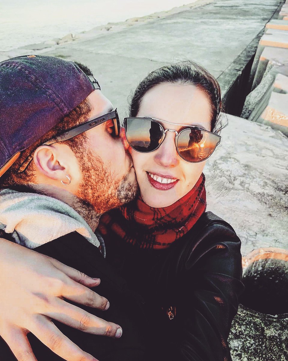 danielcpirex's tweet photo. Mais que um obrigado, é dizer que te amo imenso e estás na minha vida! Sabes o que vales minha chavala! ❤ #ummimo https://t.co/MYDZIttBXa