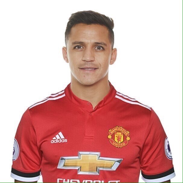 the_UnitedLife's tweet photo. Suits you @Alexis_Sanchez 😏 https://t.co/nIRt6sg8aO