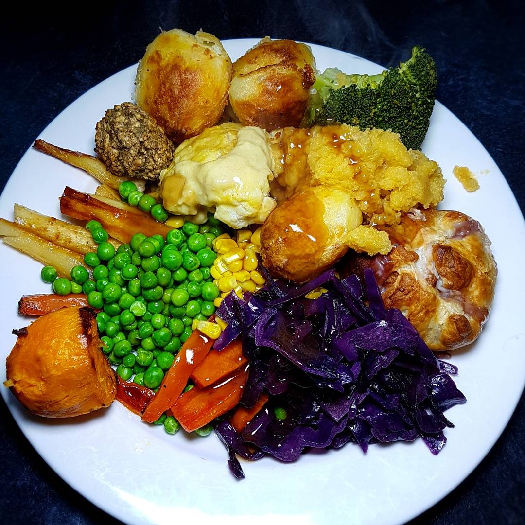 Aaronvegan tweet picture